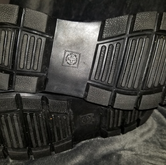 Men's Doc Martens Boots Like New size 8 black - Picture 3 of 3